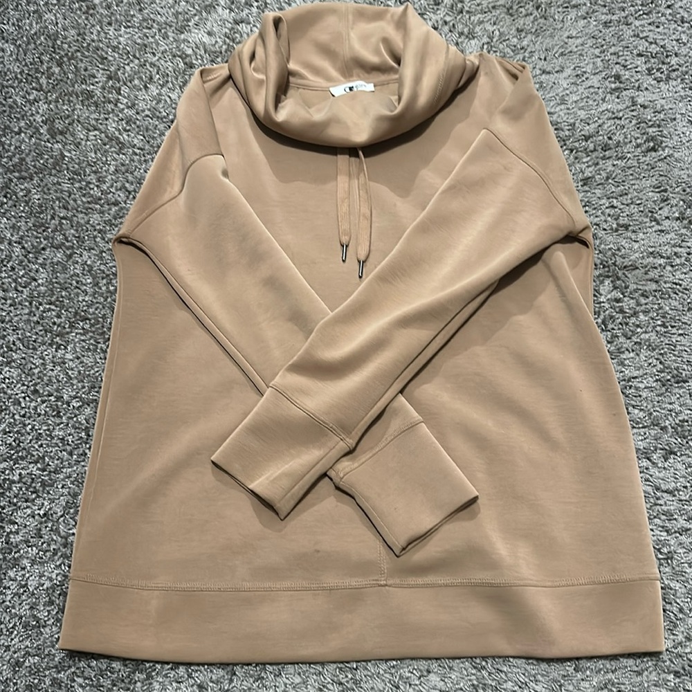 Brown athletic jacket. Mock/Crow neck. Size M.